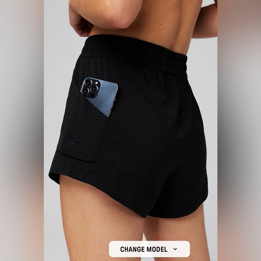 Fabletics - Picture 2 of 2